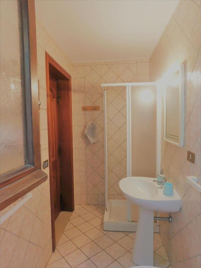 Manderley-Case Sul Mare Santa Caterina Di Pittinuri  Dış mekan fotoğraf